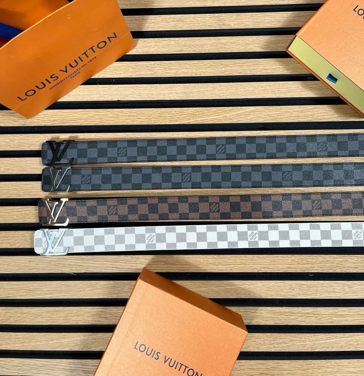 Louis Vuitton 40mm Reversible Belt with LV Initiales buckle