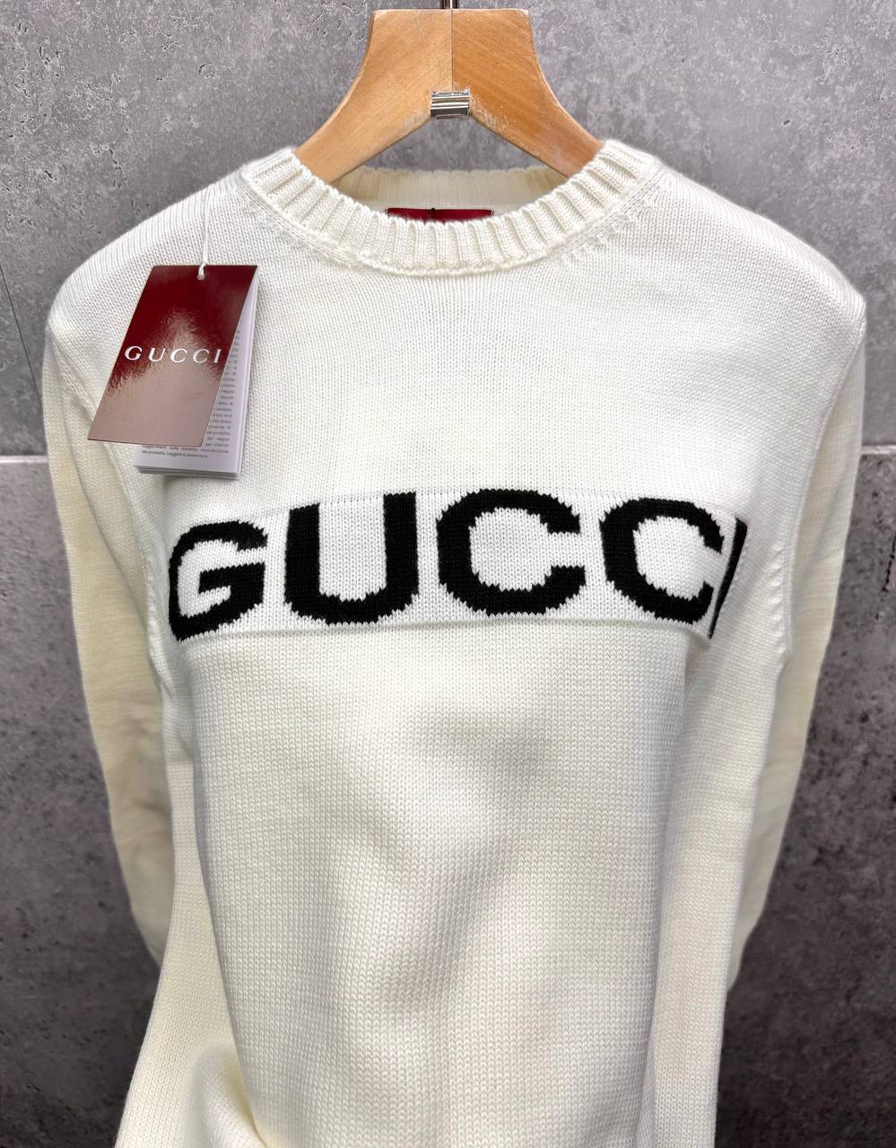Gucci Crewneck Logo-Embroidered Wool Jumper.