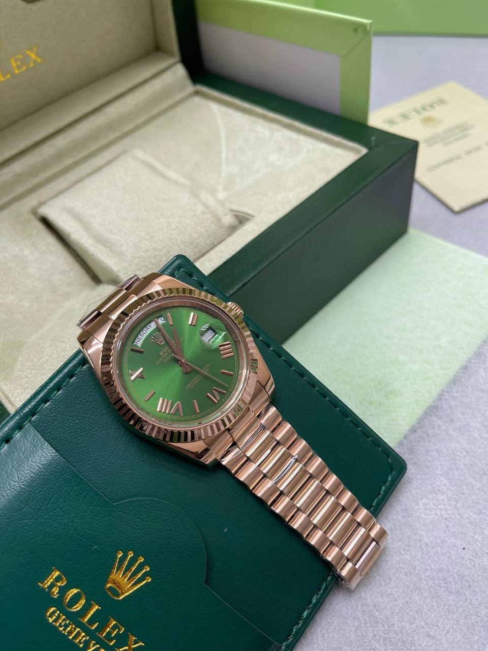 Rolex Day-Date 40 in Everose Gold with President Bracelet