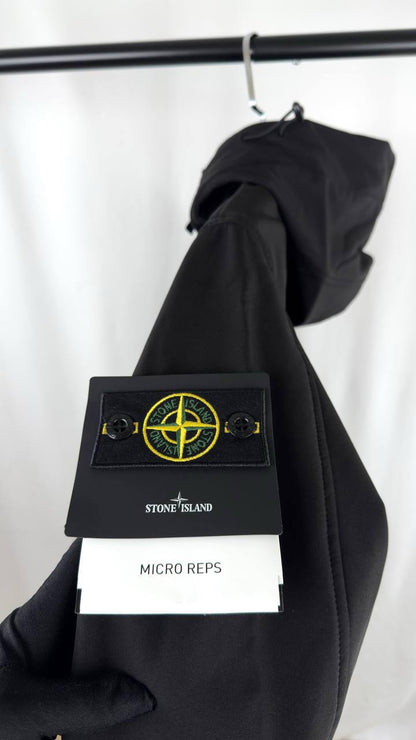 Stone Island Light Soft Shell-R Hooded Jacket