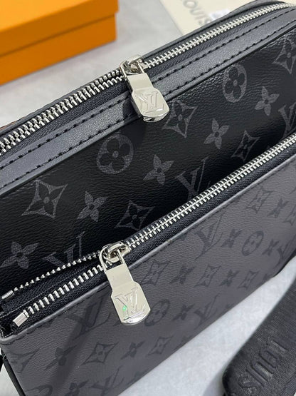 Louis Vuitton Trio Messenger Bag