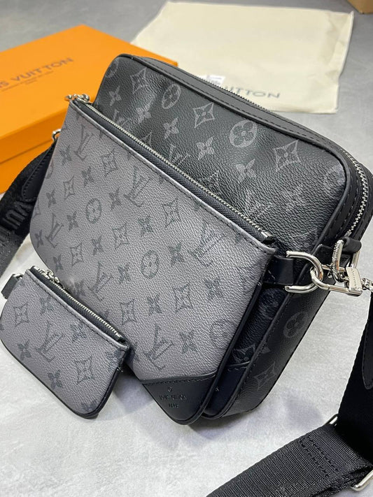 Louis Vuitton Trio Messenger Bag
