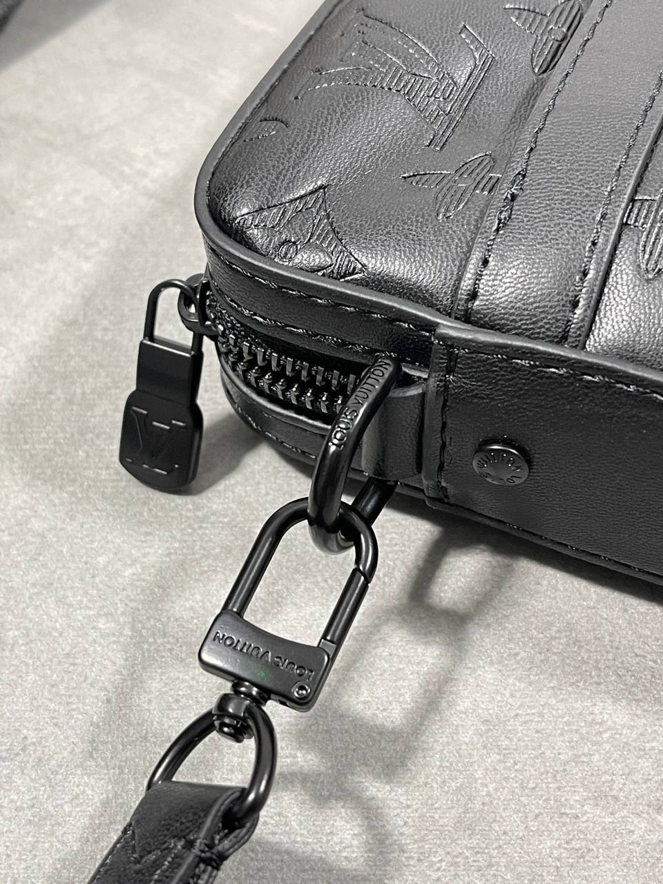 Louis Vuitton Trio Messenger Bag