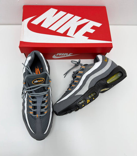 Nike 95 Air Max Sneakers