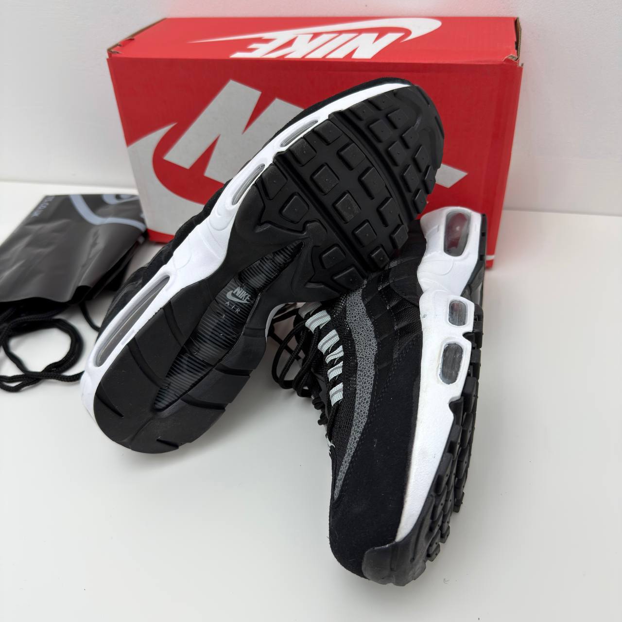 Nike 95 Air Max Sneakers