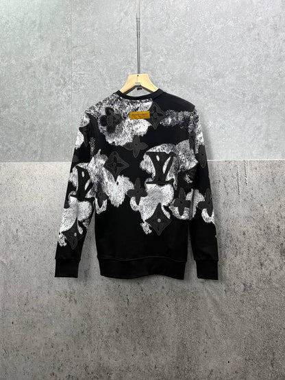 Louis Vuitton Jumper from the Fall-Winter 2025 Collection.