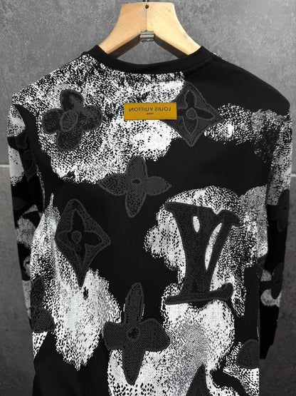 Louis Vuitton Jumper from the Fall-Winter 2025 Collection.