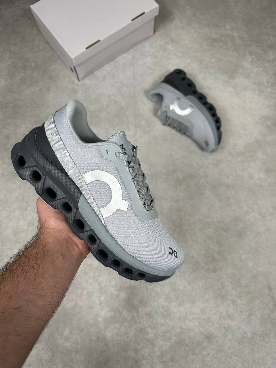 On Cloud Monster 2 Running Shoes