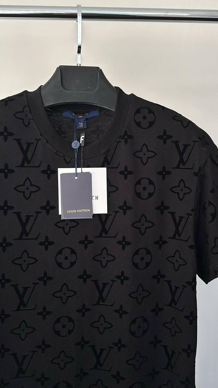 Louis Vuitton Embossed Logo T-Shirt in Cotton Jersey.