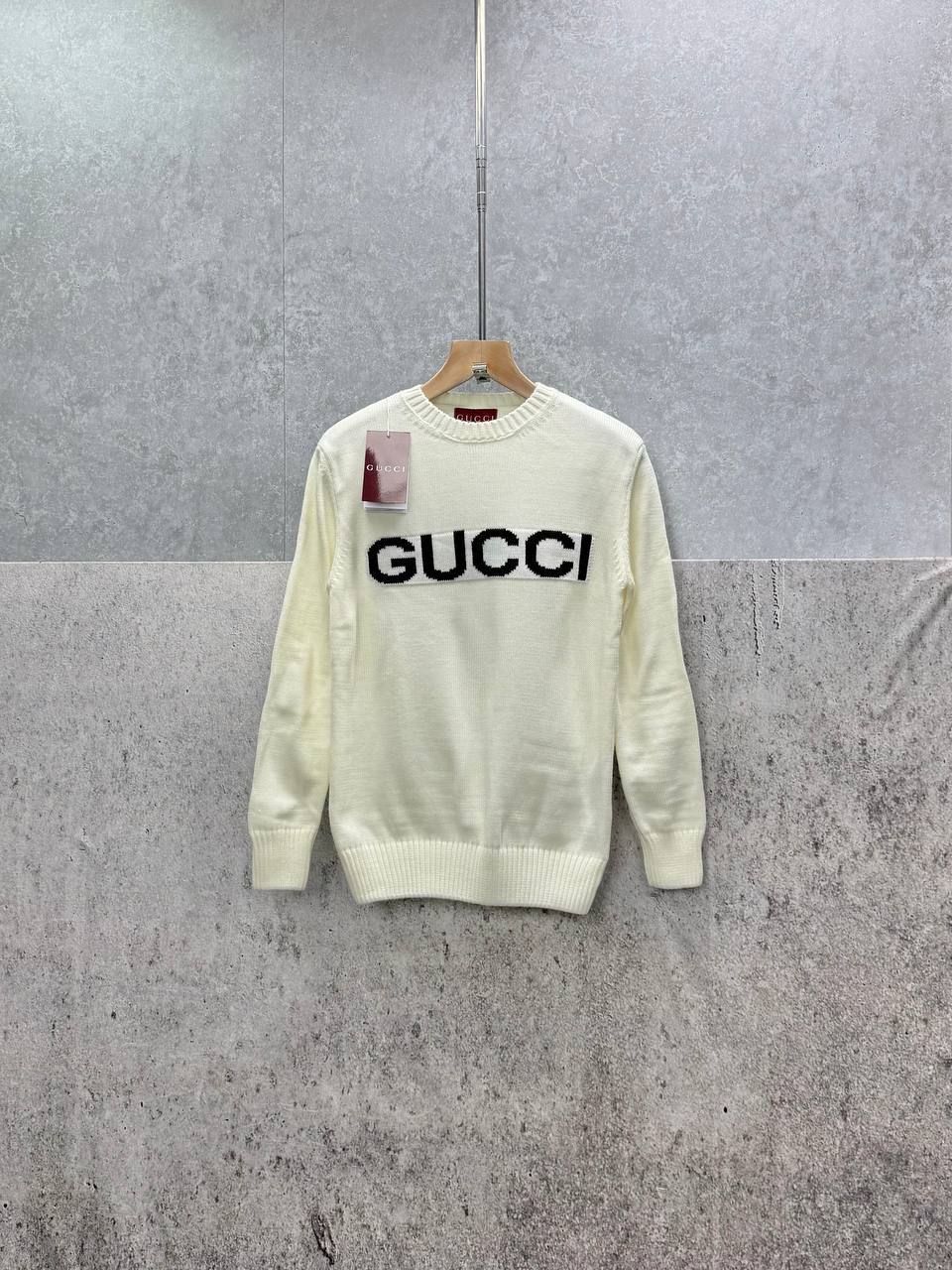 Gucci Crewneck Logo-Embroidered Wool Jumper.