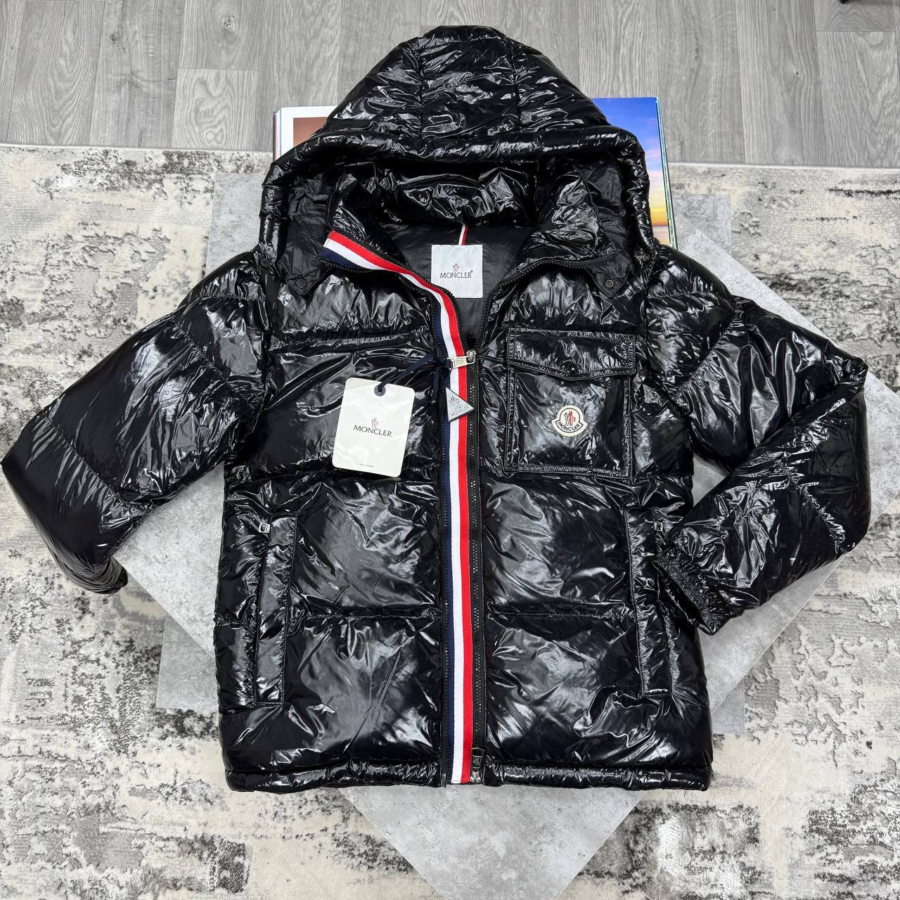 Moncler Black Montbeliard Hooded Short Down Puffer Jacket
