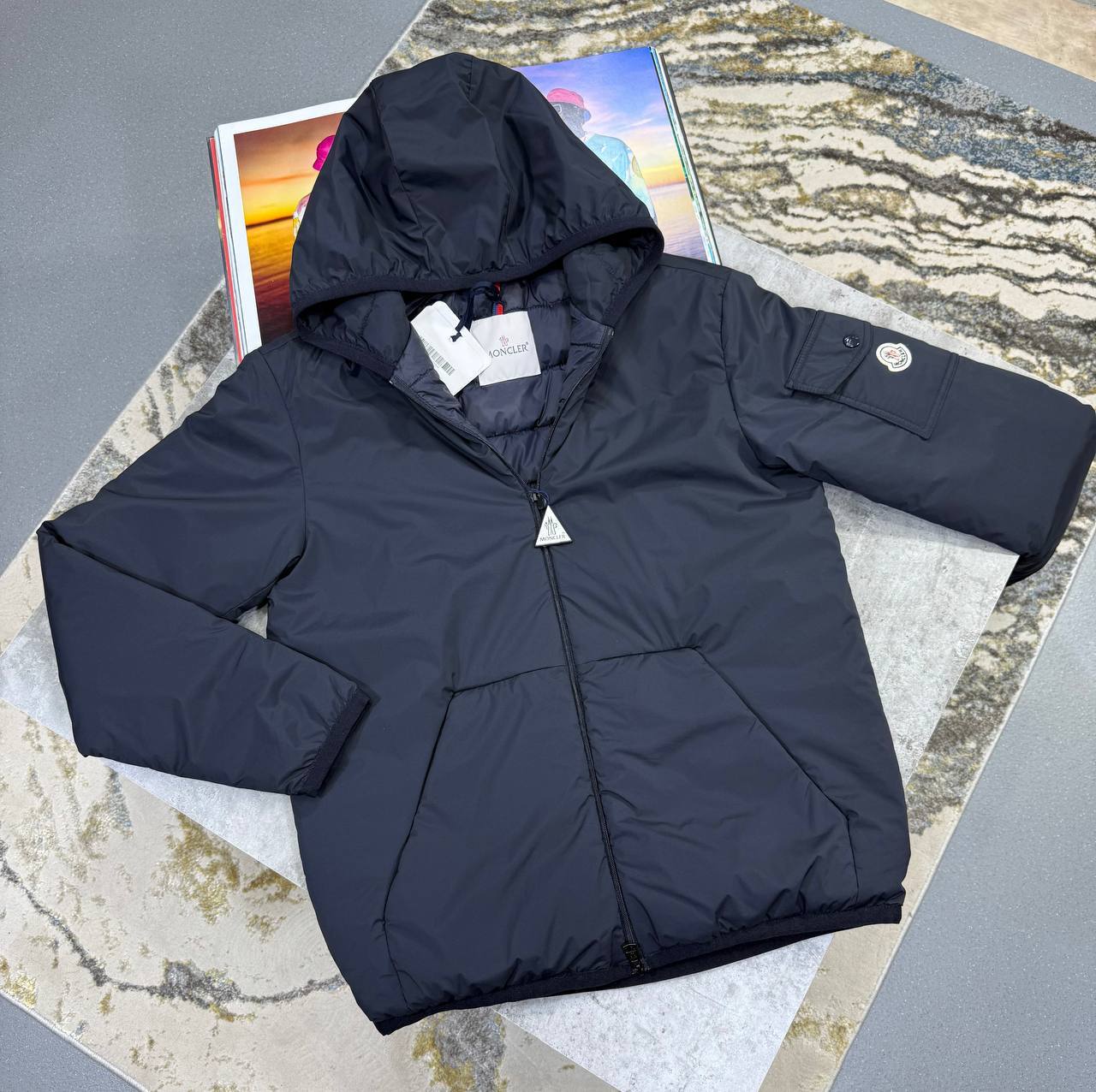 Moncler Monteynard Hooded Short Down Jacket