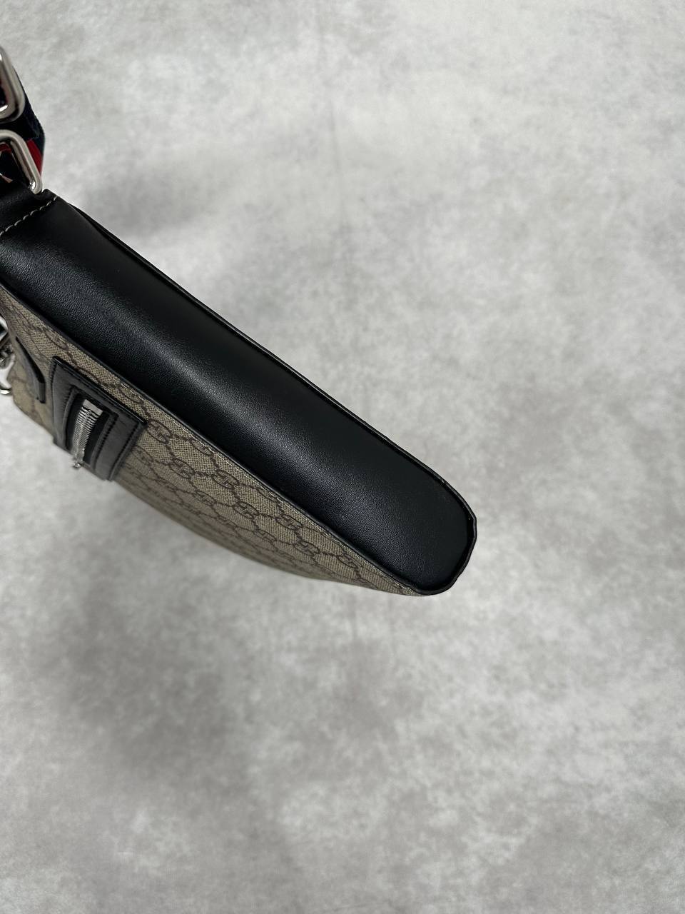 Gucci GG Supreme Canvas Messenger Bag with Dust Bag