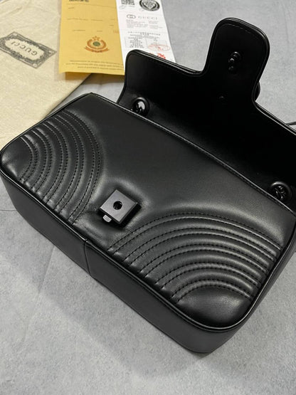 Gucci GG Marmont Shoulder Bag in Black Leather