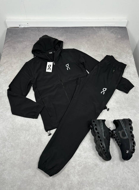 On Cloud Running Performance Athletic Tracksuit