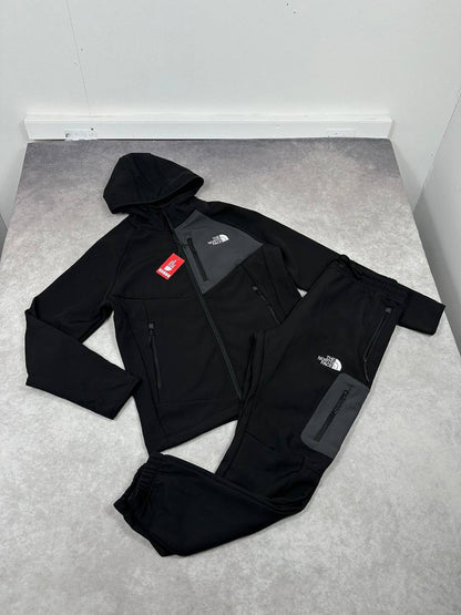 The North Face Full-Zip Softshell Jacket & Matching Joggers Set Tracksuit