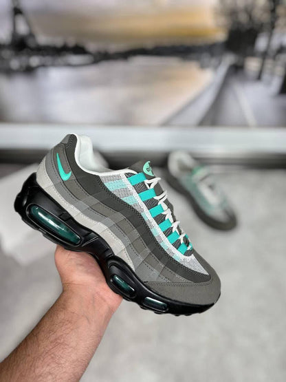 Nike 95 Air Max Men`s Shoes