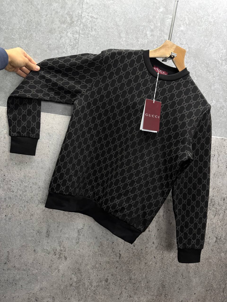 Gucci Logo Jacquard Wool Round Neck Long Sleeved Jumper
