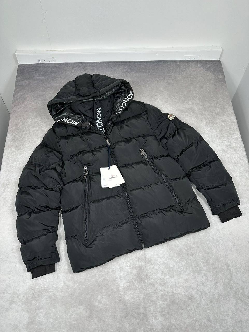 Moncler Montcla Down Jacket
